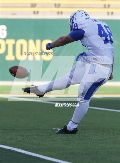 Thumbnail 2 in Westlake vs. Katy Taylor (UIL 6A Division 2 Semifinal) photogallery.