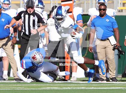 Thumbnail 1 in Westlake vs. Katy Taylor (UIL 6A Division 2 Semifinal) photogallery.