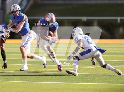 Thumbnail 1 in Westlake vs. Katy Taylor (UIL 6A Division 2 Semifinal) photogallery.