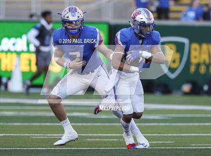 Thumbnail 3 in Westlake vs. Katy Taylor (UIL 6A Division 2 Semifinal) photogallery.