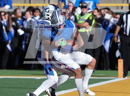 Thumbnail 3 in Westlake vs. Katy Taylor (UIL 6A Division 2 Semifinal) photogallery.