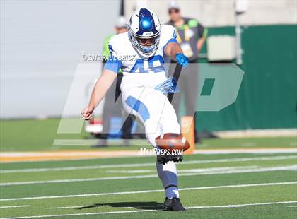 Thumbnail 1 in Westlake vs. Katy Taylor (UIL 6A Division 2 Semifinal) photogallery.