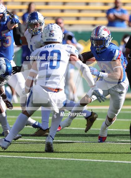 Thumbnail 1 in Westlake vs. Katy Taylor (UIL 6A Division 2 Semifinal) photogallery.