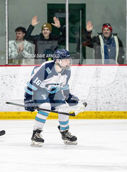 Thumbnail 1 in York vs. Brunswick (MPA Class B Regional Quarterfinal) photogallery.