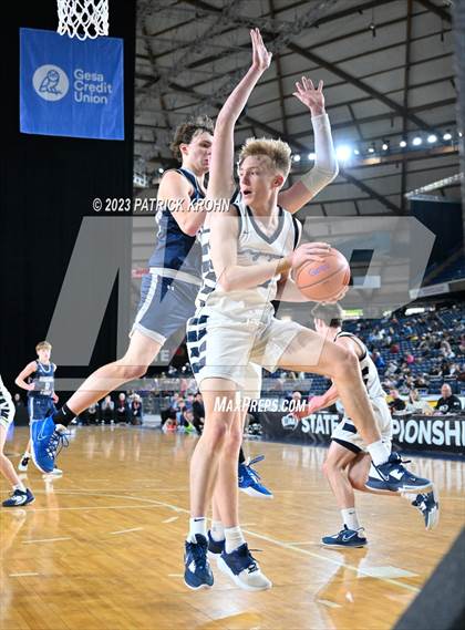 Thumbnail 1 in Olympia vs. Gonzaga Prep (WIAA State Quarterfinal) photogallery.