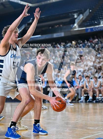 Thumbnail 3 in Olympia vs. Gonzaga Prep (WIAA State Quarterfinal) photogallery.