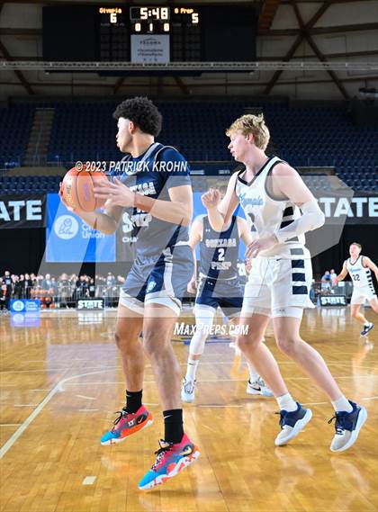 Thumbnail 3 in Olympia vs. Gonzaga Prep (WIAA State Quarterfinal) photogallery.