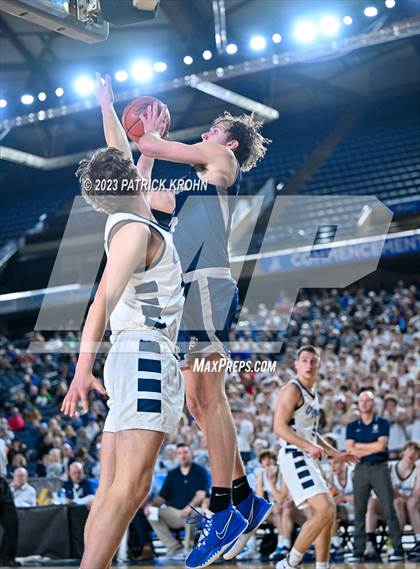 Thumbnail 2 in Olympia vs. Gonzaga Prep (WIAA State Quarterfinal) photogallery.
