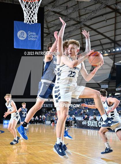 Thumbnail 3 in Olympia vs. Gonzaga Prep (WIAA State Quarterfinal) photogallery.