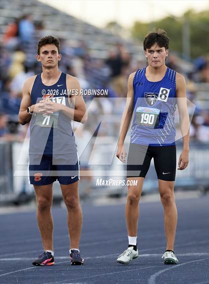 Thumbnail 3 in FHSAA Class 1A Final (800m) photogallery.