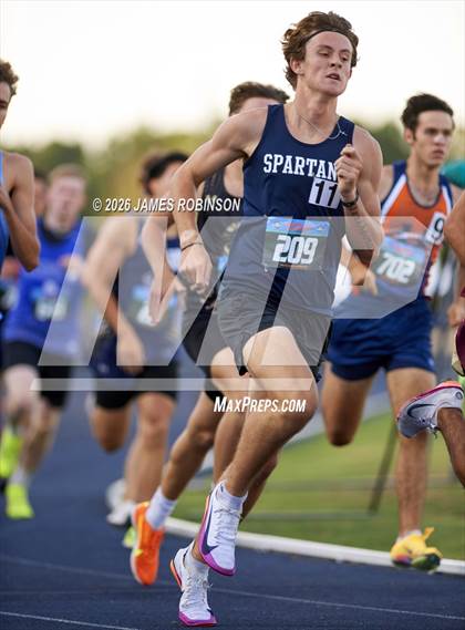 Thumbnail 1 in FHSAA Class 1A Final (800m) photogallery.