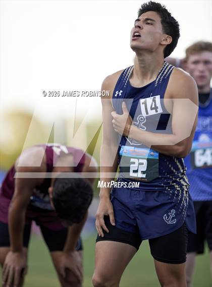 Thumbnail 1 in FHSAA Class 1A Final (800m) photogallery.