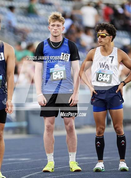 Thumbnail 3 in FHSAA Class 1A Final (800m) photogallery.