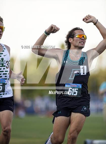 Thumbnail 1 in FHSAA Class 1A Final (800m) photogallery.