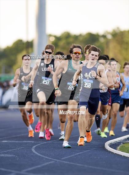 Thumbnail 2 in FHSAA Class 1A Final (800m) photogallery.