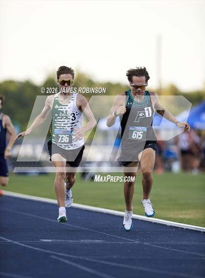 Thumbnail 2 in FHSAA Class 1A Final (800m) photogallery.