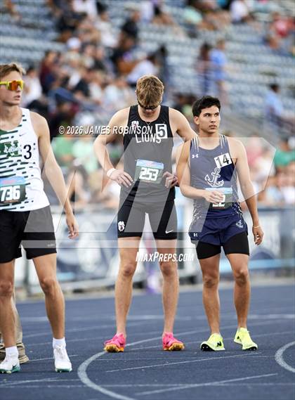 Thumbnail 3 in FHSAA Class 1A Final (800m) photogallery.