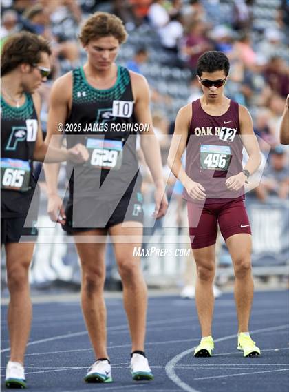 Thumbnail 2 in FHSAA Class 1A Final (800m) photogallery.