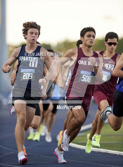 Thumbnail 2 in FHSAA Class 1A Final (800m) photogallery.