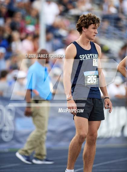 Thumbnail 1 in FHSAA Class 1A Final (800m) photogallery.