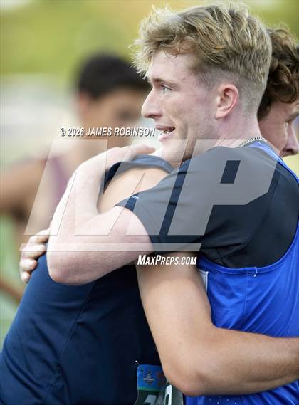 Thumbnail 3 in FHSAA Class 1A Final (800m) photogallery.