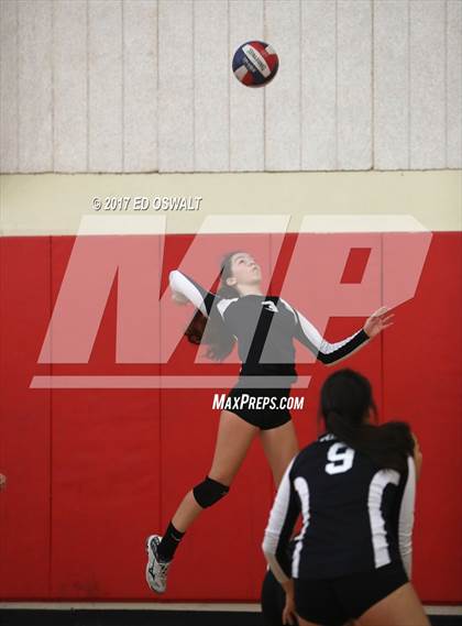 Thumbnail 3 in Albany vs. Lick-Wilmerding (Cougar Challenge) photogallery.