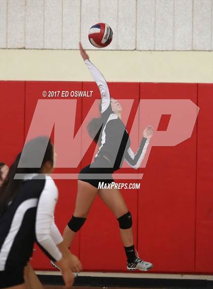 Thumbnail 3 in Albany vs. Lick-Wilmerding (Cougar Challenge) photogallery.