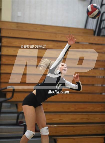 Thumbnail 1 in Albany vs. Lick-Wilmerding (Cougar Challenge) photogallery.