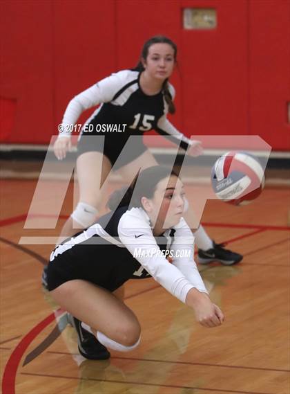 Thumbnail 1 in Albany vs. Lick-Wilmerding (Cougar Challenge) photogallery.