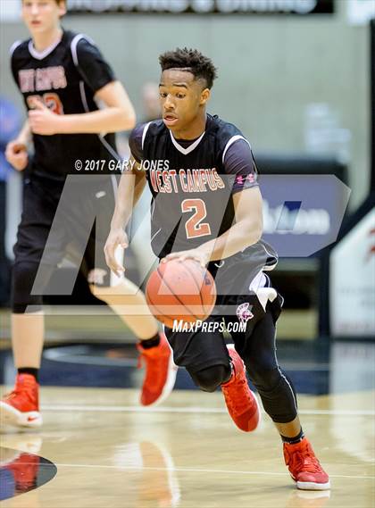 Thumbnail 2 in Central Catholic vs West Campus (CIF SJS D4 Final) photogallery.