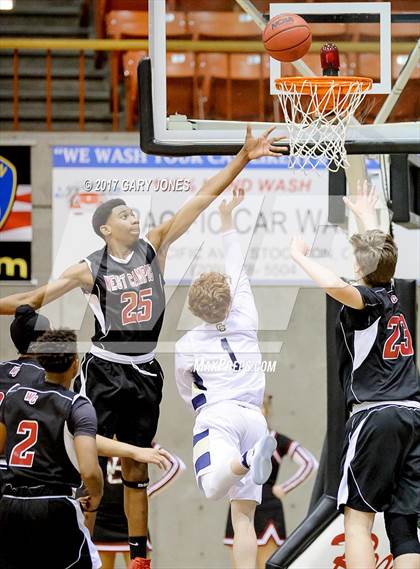 Thumbnail 1 in Central Catholic vs West Campus (CIF SJS D4 Final) photogallery.