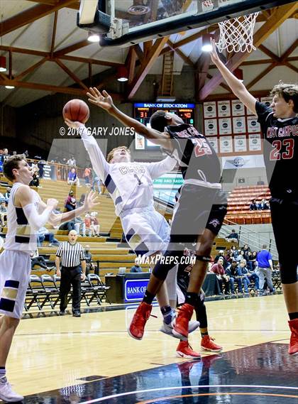 Thumbnail 2 in Central Catholic vs West Campus (CIF SJS D4 Final) photogallery.