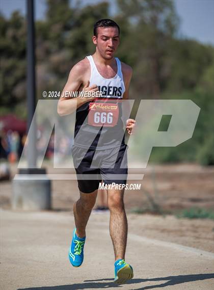 Thumbnail 2 in Larry Burgess Las Vegas Invitational (Varsity Boys B) photogallery.