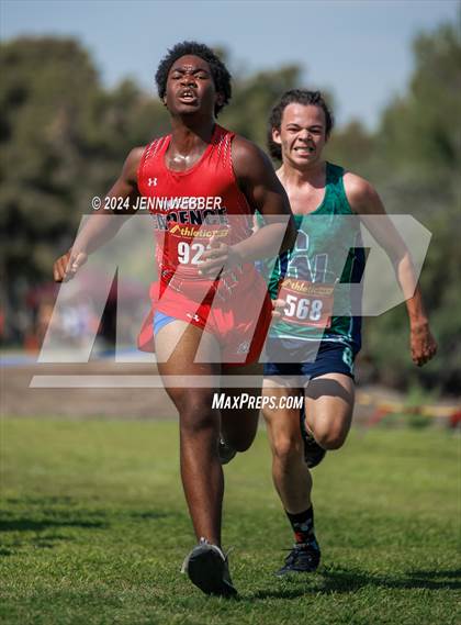 Thumbnail 1 in Larry Burgess Las Vegas Invitational (Varsity Boys B) photogallery.