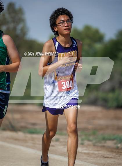 Thumbnail 3 in Larry Burgess Las Vegas Invitational (Varsity Boys B) photogallery.