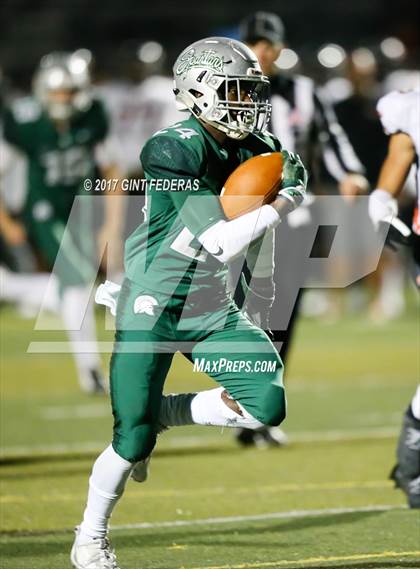 Thumbnail 3 in De La Salle vs. Pittsburg (CIF NCS Open Division Final) photogallery.