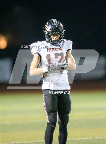 Thumbnail 1 in De La Salle vs. Pittsburg (CIF NCS Open Division Final) photogallery.