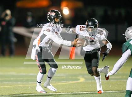 Thumbnail 2 in De La Salle vs. Pittsburg (CIF NCS Open Division Final) photogallery.