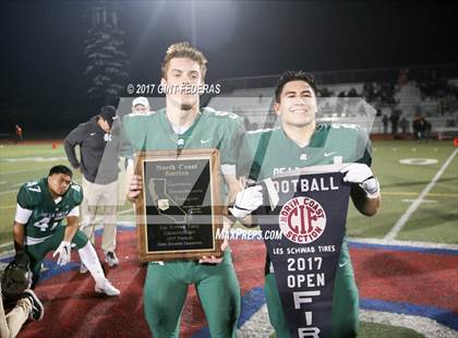 Thumbnail 3 in De La Salle vs. Pittsburg (CIF NCS Open Division Final) photogallery.