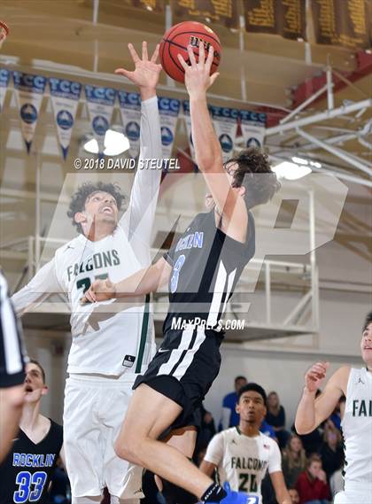 Thumbnail 1 in Rocklin vs. River Valley (Mel Good Holiday Classic) photogallery.