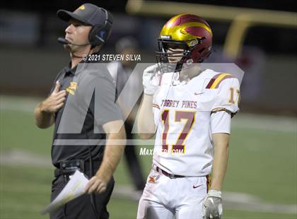 Thumbnail 3 in Carlsbad vs. Torrey Pines (CIF SDS Open Division Semifinal) photogallery.