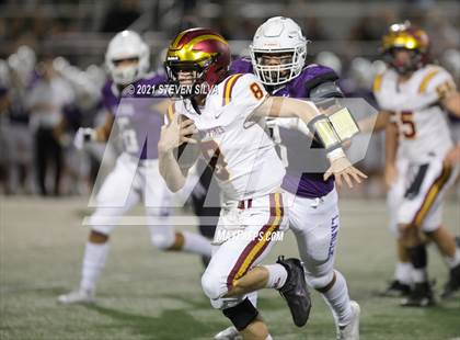 Thumbnail 1 in Carlsbad vs. Torrey Pines (CIF SDS Open Division Semifinal) photogallery.