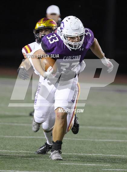 Thumbnail 2 in Carlsbad vs. Torrey Pines (CIF SDS Open Division Semifinal) photogallery.