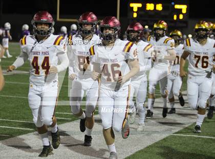Thumbnail 3 in Carlsbad vs. Torrey Pines (CIF SDS Open Division Semifinal) photogallery.