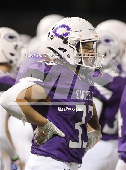Thumbnail 3 in Carlsbad vs. Torrey Pines (CIF SDS Open Division Semifinal) photogallery.