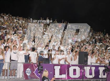 Thumbnail 1 in Carlsbad vs. Torrey Pines (CIF SDS Open Division Semifinal) photogallery.