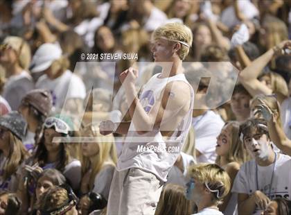 Thumbnail 2 in Carlsbad vs. Torrey Pines (CIF SDS Open Division Semifinal) photogallery.