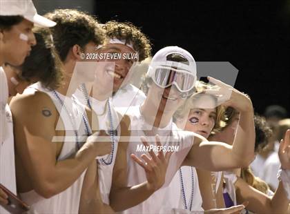Thumbnail 1 in Carlsbad vs. Torrey Pines (CIF SDS Open Division Semifinal) photogallery.
