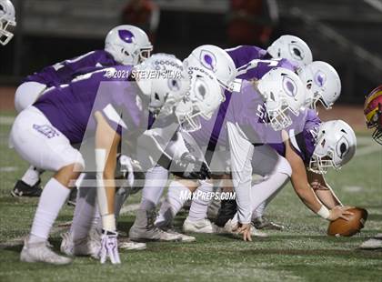 Thumbnail 3 in Carlsbad vs. Torrey Pines (CIF SDS Open Division Semifinal) photogallery.
