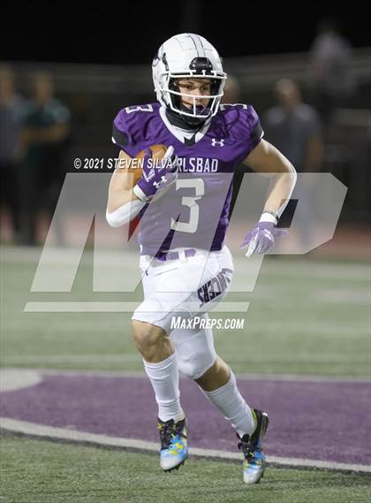 Thumbnail 3 in Carlsbad vs. Torrey Pines (CIF SDS Open Division Semifinal) photogallery.